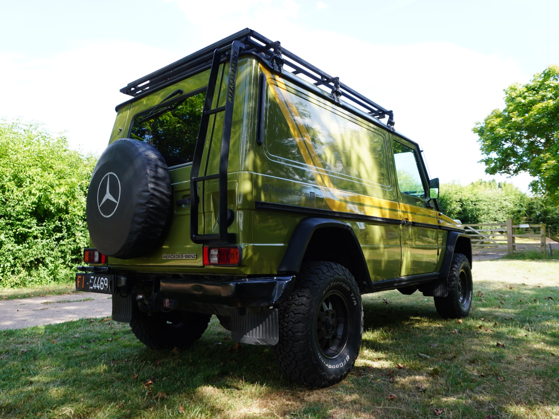 Rear three-quarter of the G-Wagon with roof rack and ladder