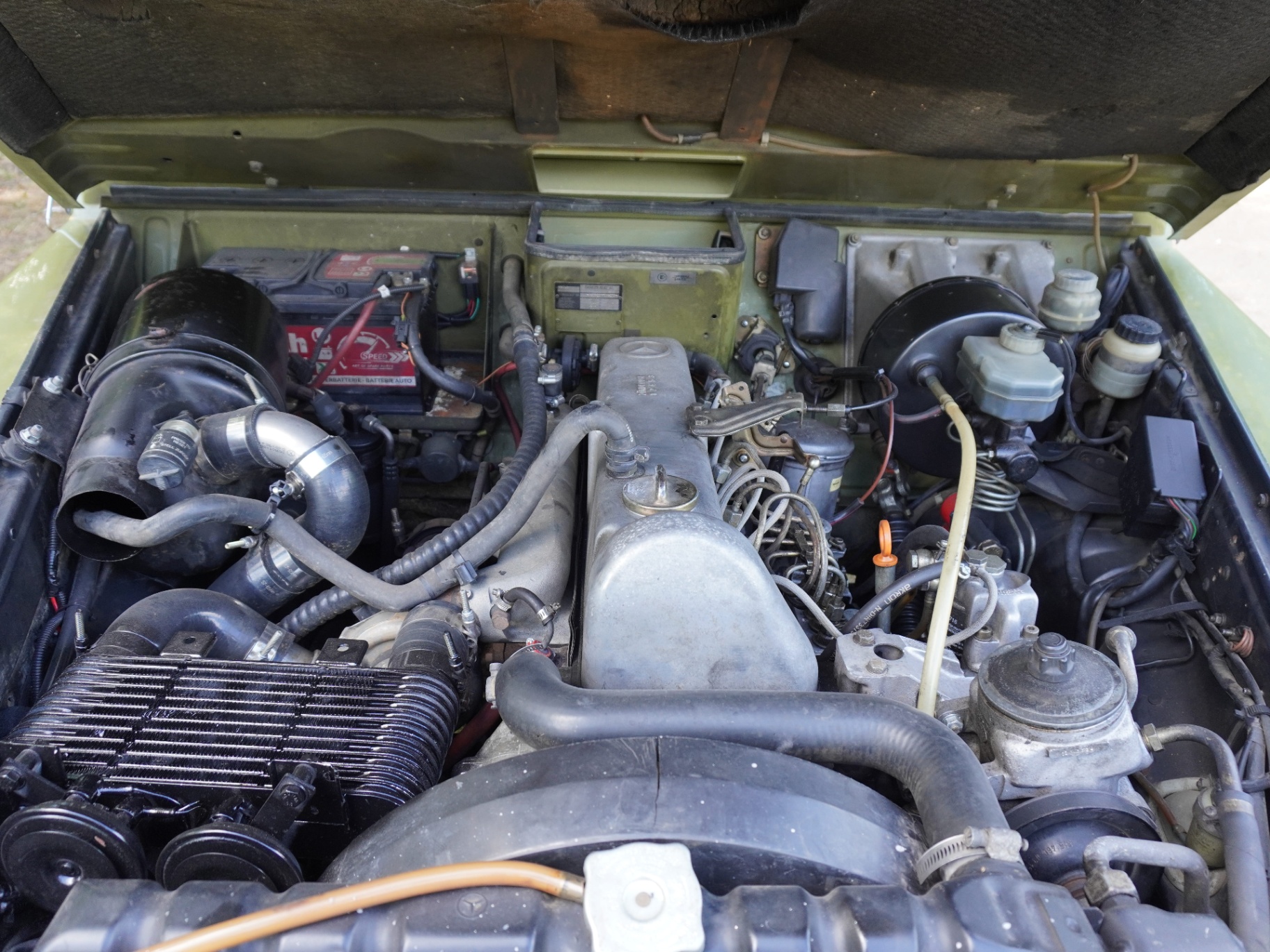 Engine bay - OM617 turbo diesel installation